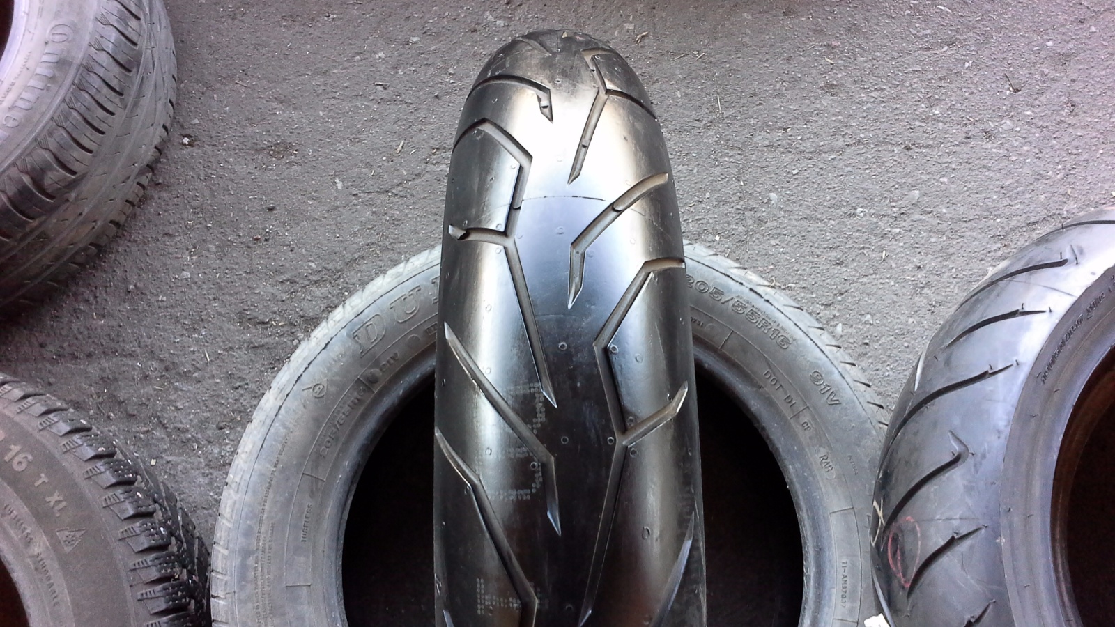 suverehv Pirelli Diablo Rosso