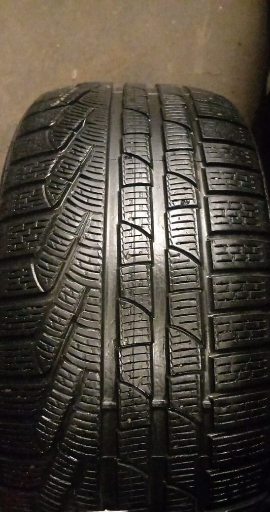lamellrehv Pirelli Sottozero Winter 240 Serie 2