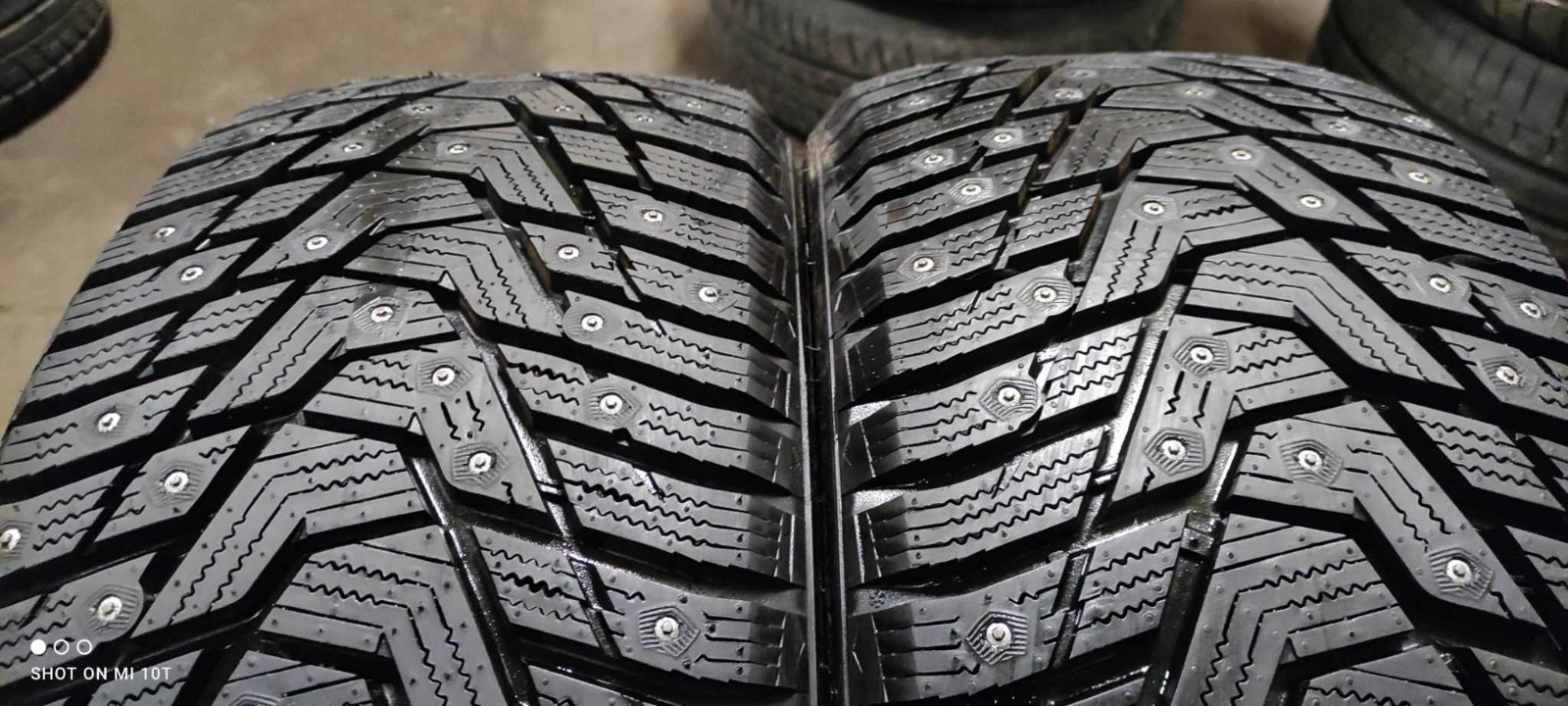 naastrehv Hankook WINTER I*PIKE RS2 W429