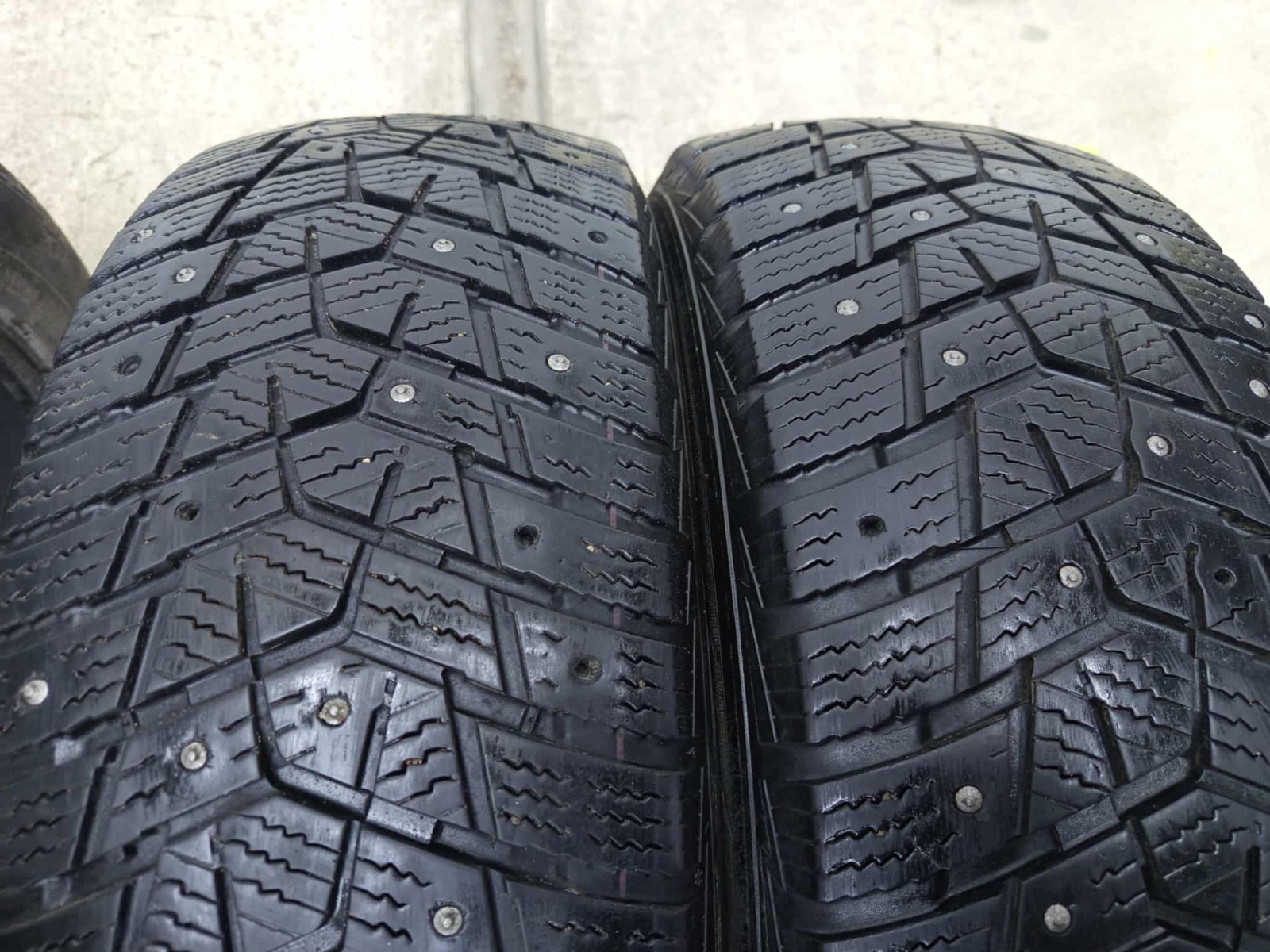 naastrehv Hankook WINTER I*PIKE LV RW15