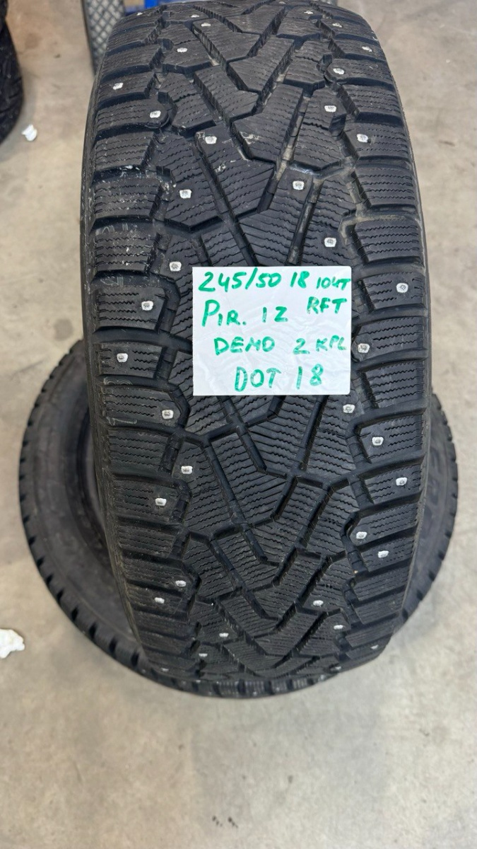 naastrehv Pirelli WINTER ICE ZERO