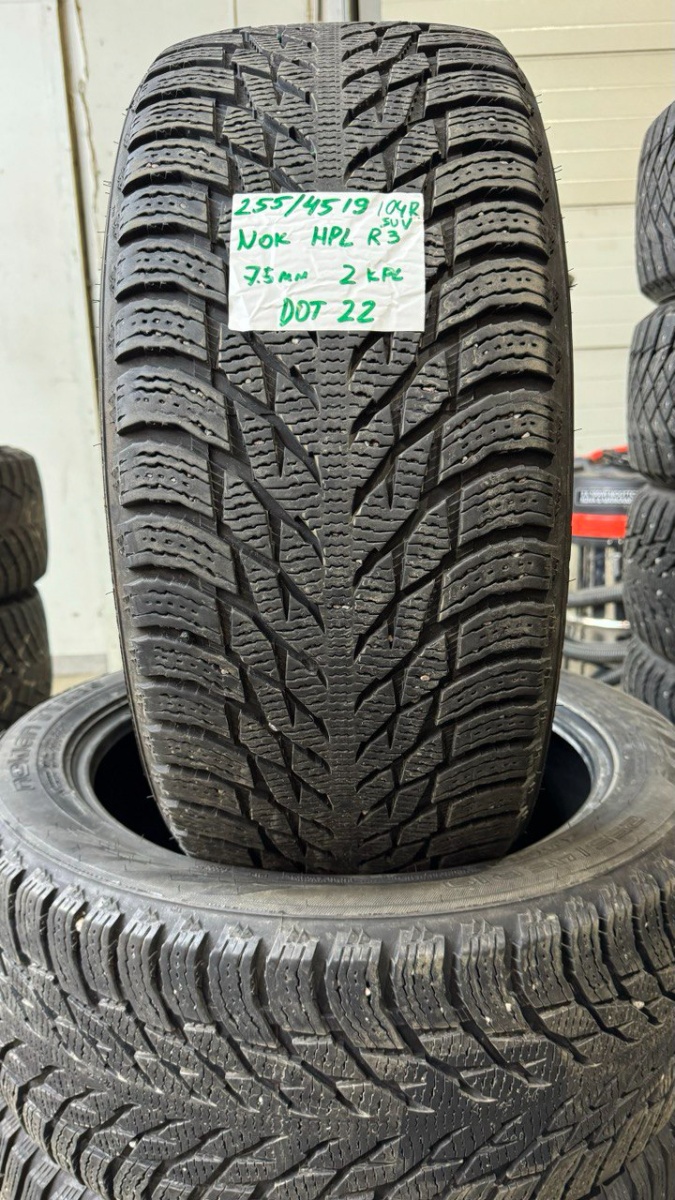 lamellrehv Nokian Hakkapeliitta R3 SUV