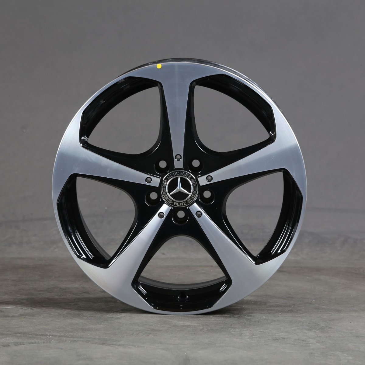 valuveljed Mercedes-Benz A2054014600/A2054014700 (C-Class W205 / S205/C205/ A205