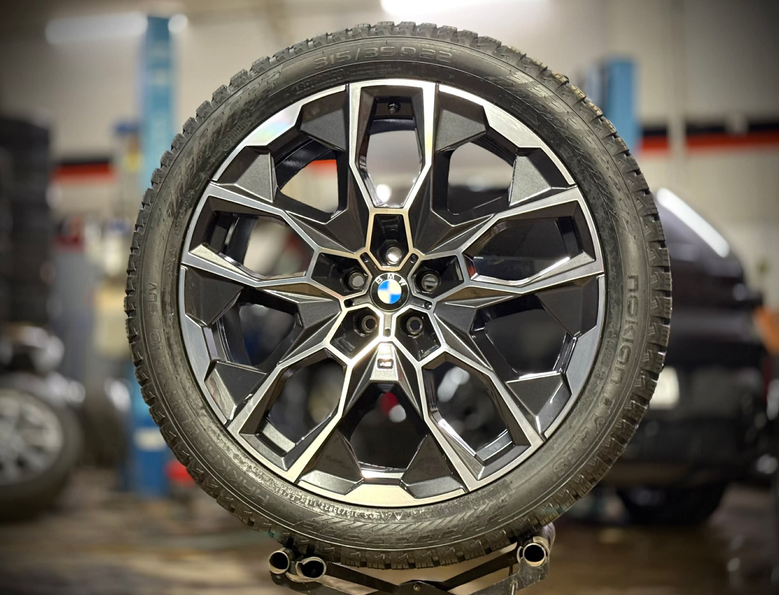 valuveljed BMW 6895935/6895936 (X5 G05/X6 G06/X7 G07) DEMO